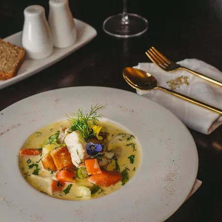 Courtmacsherry Hotel ホテル
