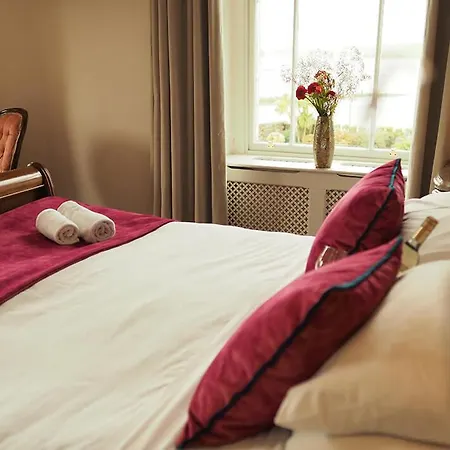 Courtmacsherry Hotel ホテル