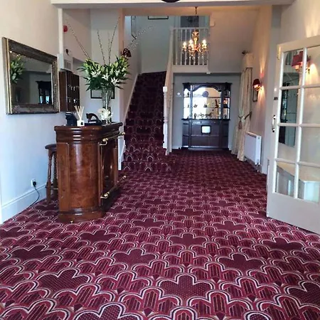 Courtmacsherry Hotel