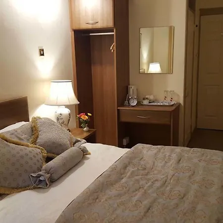 ホテル Courtmacsherry Hotel