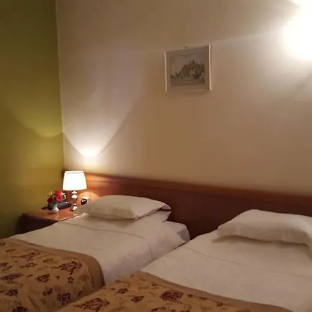 Courtmacsherry Hotel