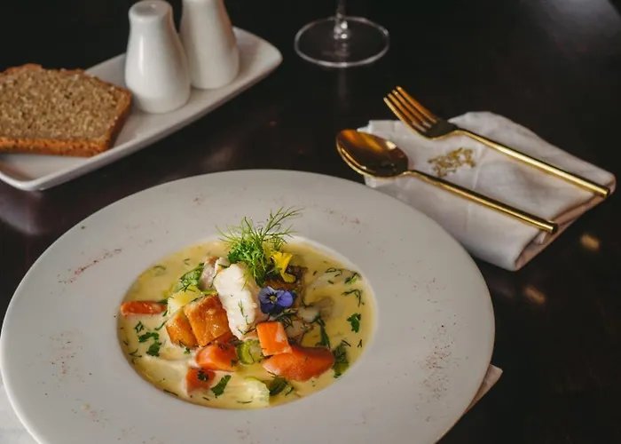 Courtmacsherry Hotel Отель