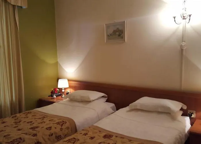 Courtmacsherry Hotel